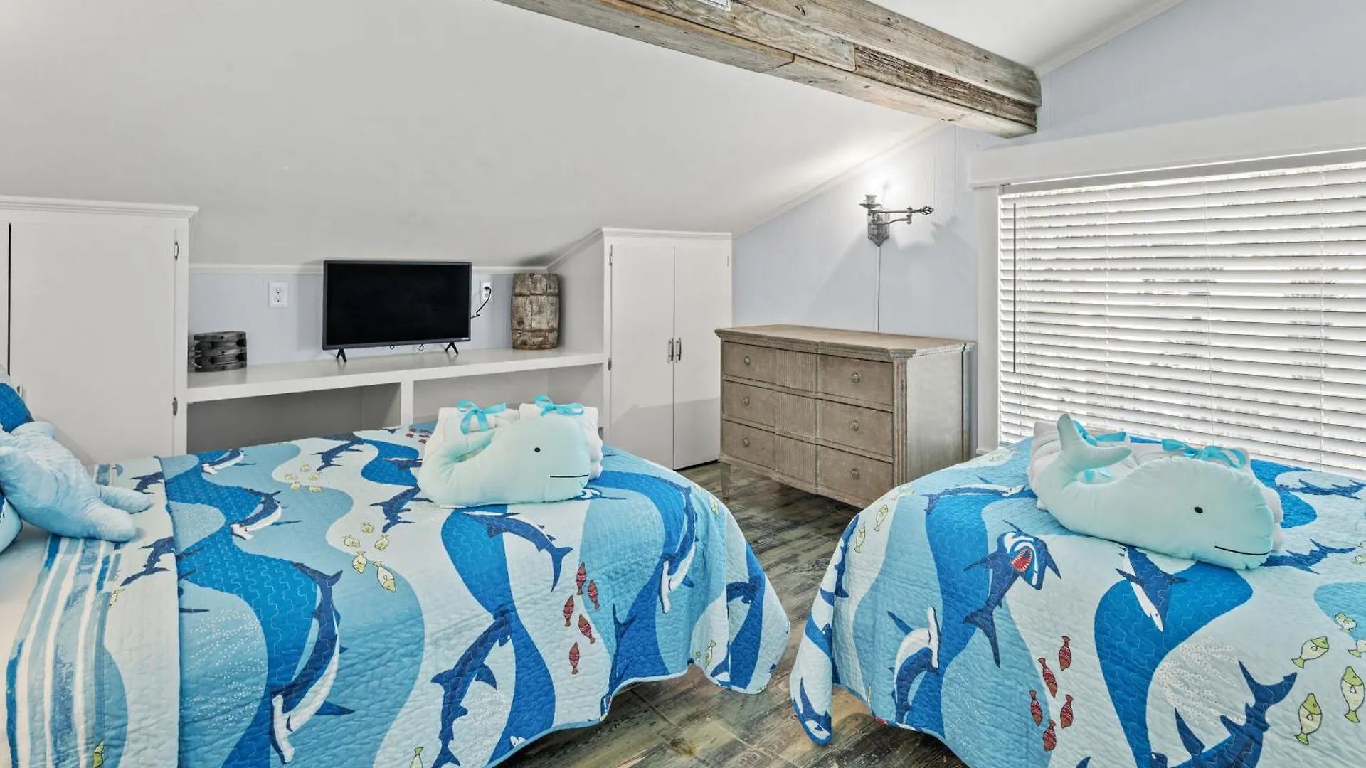 Luxury Gulf Front Property! Directly On The Beach! Sleeps 15! Panama City Beach 0*,