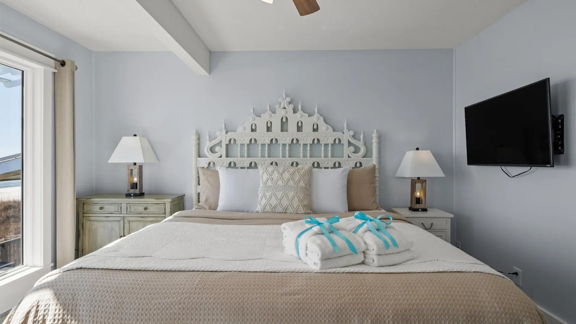 Holiday home Luxury Gulf Front Property! Directly On The Beach! Sleeps 15! Panama City Beach United States