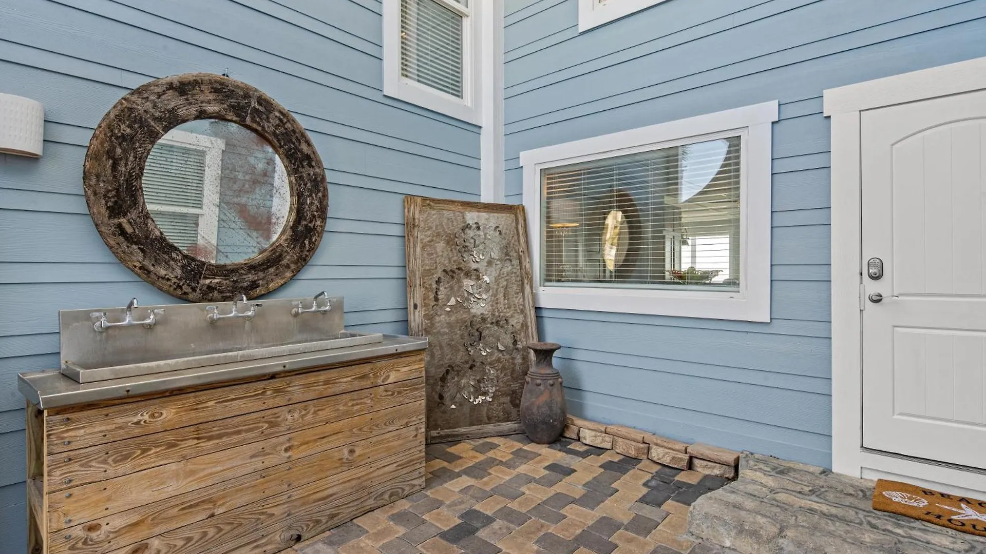 Luxury Gulf Front Property! Directly On The Beach! Sleeps 15! Panama City Beach